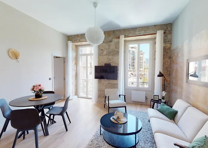 Aparthotel Riviera - Balcon Barla - Old Port Place Du Pin